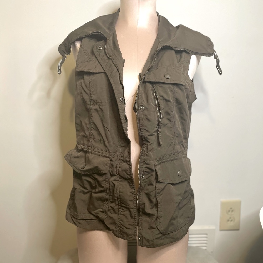 Eddie Bauer vest